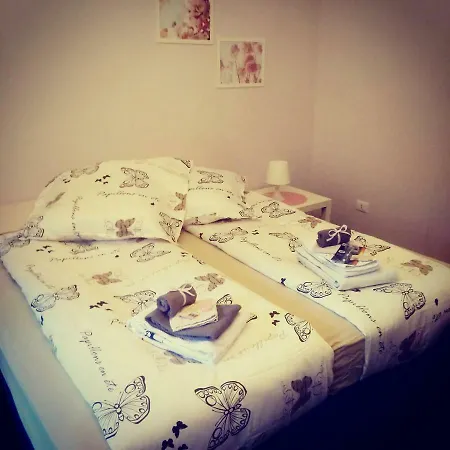 Zudecche 1 住宿加早餐酒店 *